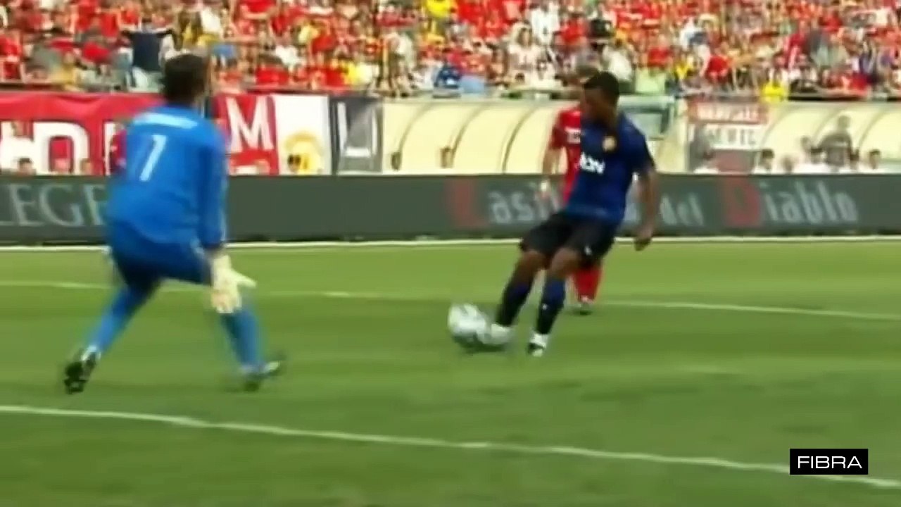 Luis Nani Best Football Celebration Ever  HD