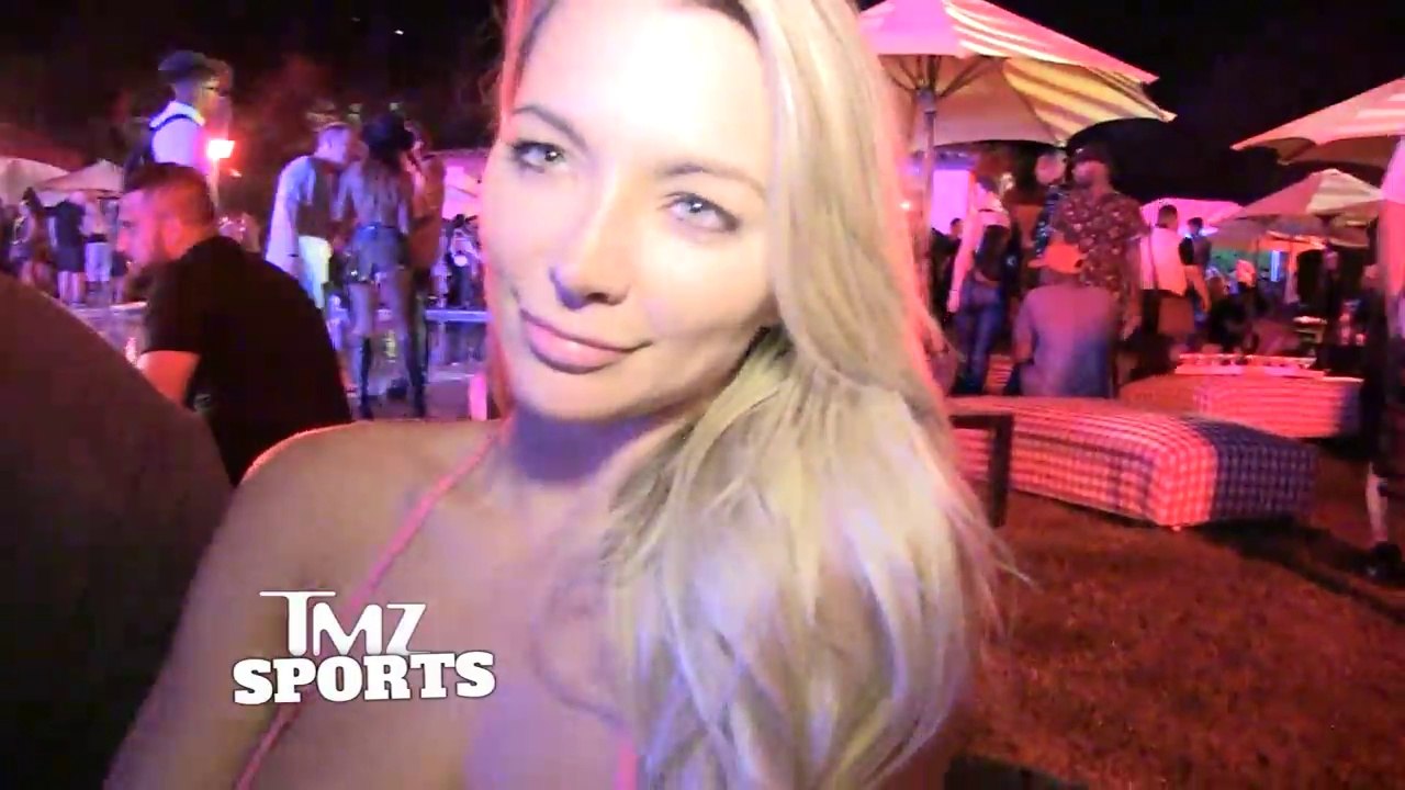 Lindsey Pelas On J.J. Watt -- What Happens In the DMs... Stays In the DMs