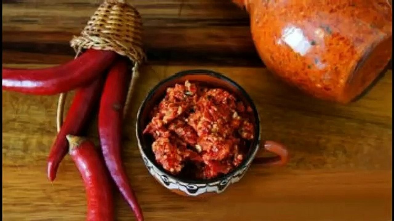 Аджика из грецких орехов