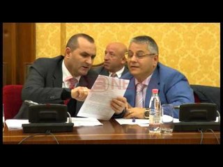 Dekriminalizimi, formulari i vetëdeklarimit ndan palët, debate dhe mbi MEMO-n- Ora News-