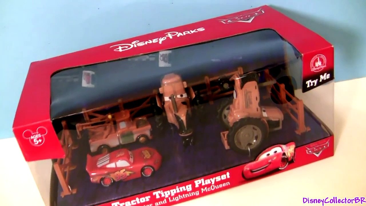 CARS Tractor Tipping Playset With Mater Lightning McQueen Hears