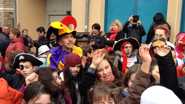 Belle ambiance au carnaval des enfants
