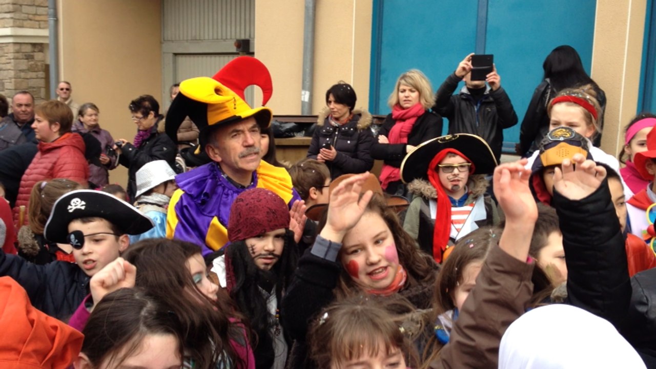 Belle ambiance au carnaval des enfants