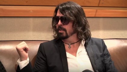 Foo Fighters : Dave Grohl goes solo !