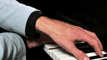 Hygge-Pianist Tilbyder Elegant Dinnermusik|Bagrundsmusik|Bagrunds-Musik} Til {Fest|Festen|Jeres Fest}