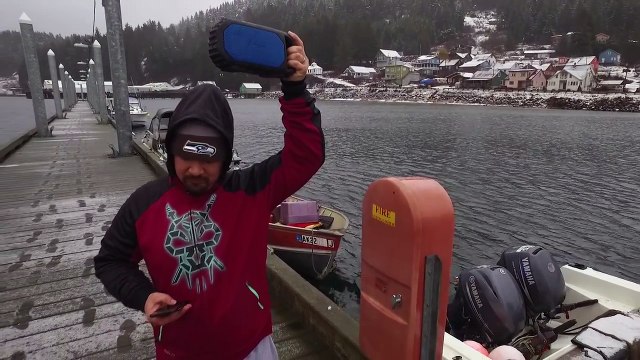 If You Need to Brighten Your Day Just Watch This Guy Dance His Heart Out to Alicia Keys