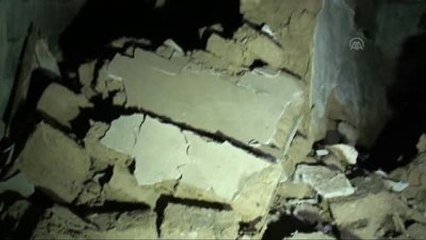 Bir Bölümü Yıkılan Ev Boşaltıldı