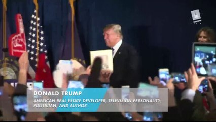 Mitt Romney: Donald Trump "a phony, a fraud"