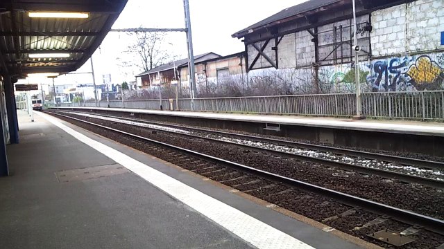 Passage d'une UM de Z 5300 à Clamart (Mai 2012)