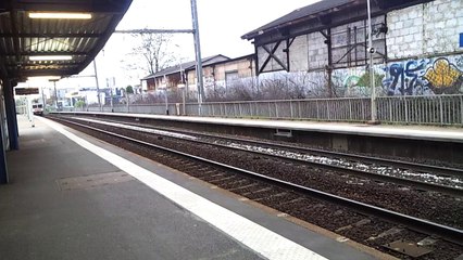 Passage d'une UM de Z 5300 à Clamart (Mai 2012)