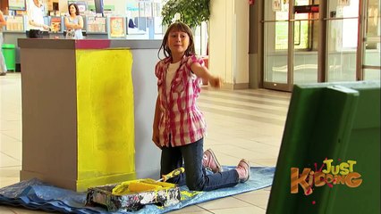 Hand in Paint Bucket Scare Prank - Just Kidding