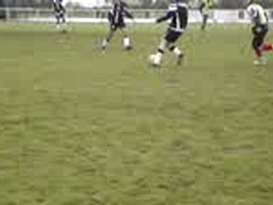 Match 4 - Frappe & but de Lolo