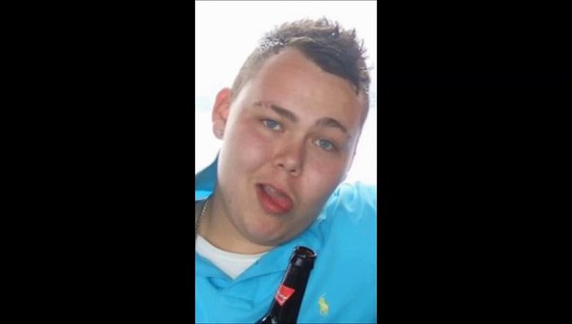 Il y a 4 ans, on le traitait de Grosse vache avec ses 107 kilos, maintenant c'est le beau gosse de l'école !