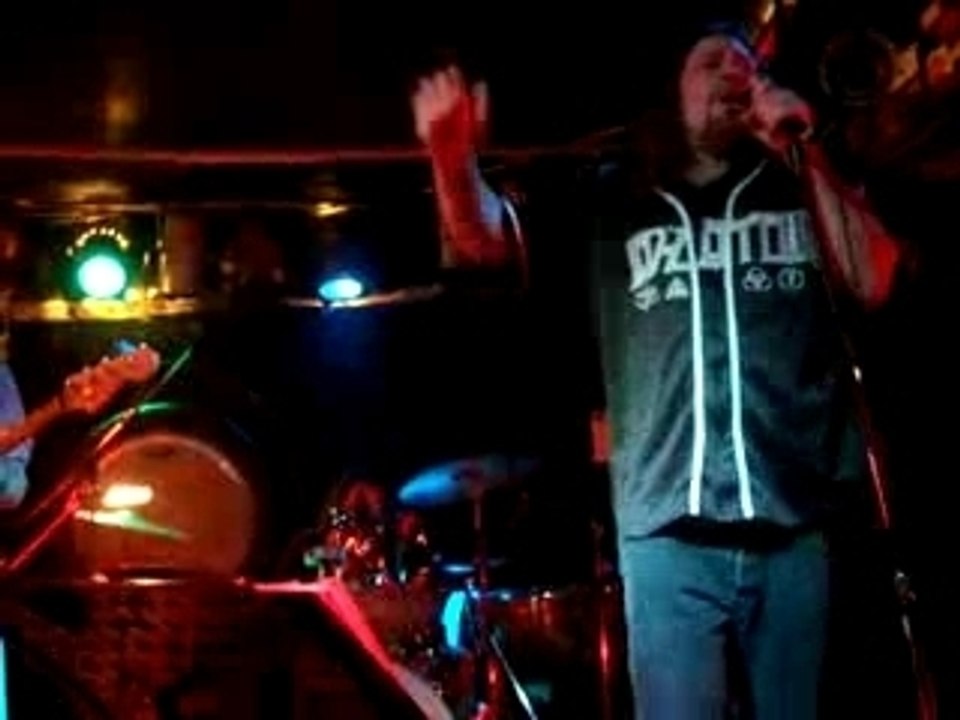 The White - The Ocean (live)