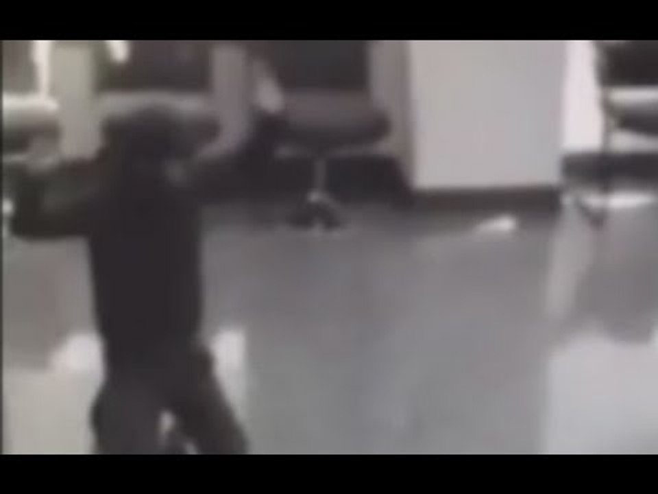 Salemi (TP) - Tentano rapina in banca ma una donna dà l'allarme: arrestati (03.03.16)