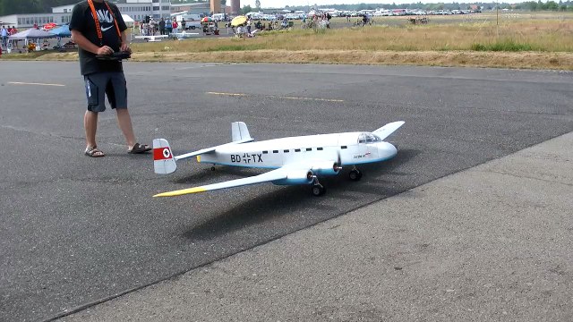 JUNKERS JU 290 RC SCALE MODEL ELECTRIC AIRPLANE FLIGHT DEMO / Meeting Gatow 2016