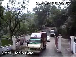 truck kaise khai main ja gira a horrible acciident