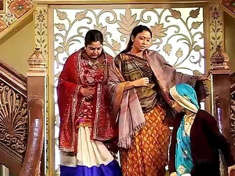 Saath Nibhana Saathiya Upcoming Episode Gaura Removes Shravan and Vidya out