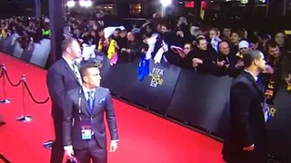 La reaccion de Ronaldo a la accion del fan