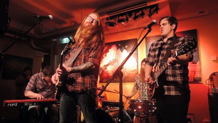 Cody Beebe & The Crooks - "Hold the Line" at Wunderbar Weite Welt in Eppstein, Germany (Feb 14, 2015)