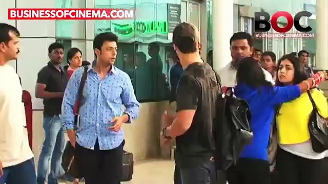 Newly Wed Salman Khan's Sister Arpita Khan- Ayush Back In Mumbai