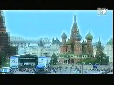 John Frusciante dei Red Hot Chili Peppers intervista con sottotitoli in Italiano su Mosca nel 1999.