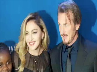 Exclu Vidéo : Madonna : “Je t’aime Sean Penn, depuis le premier jour où j’ai posé les yeux sur toi ! “