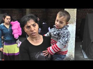 Report TV - Tiranë, ngrihen 12 çadra për strehimin e banorëve të përmbytur