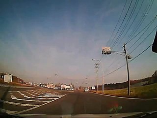 ドライブレコーダー 信号無視＆蛇行運転のDQNスクーター Violation scooter