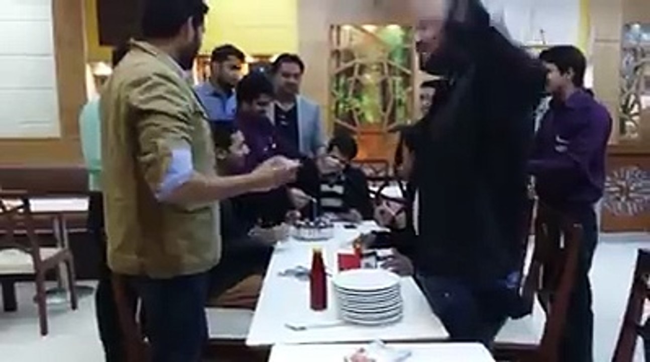 Avoid using these sparkling candles and Snow Sparkles, It can be deadly and dangerous.