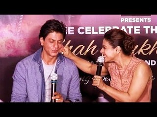 Kajol Gets NAUGHTY With Shahrukh Khan @ Dilwale 2nd Trailer Launch