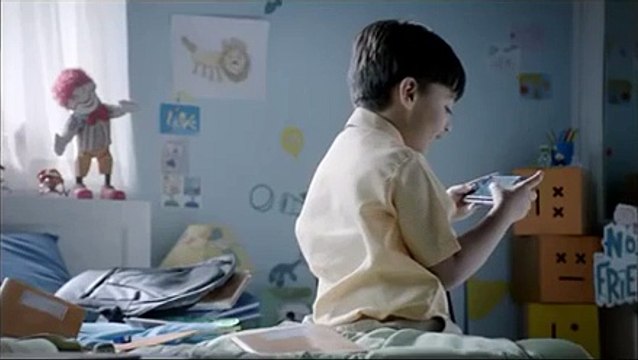 Karisma Kapoor New Kelloggs chocos AD