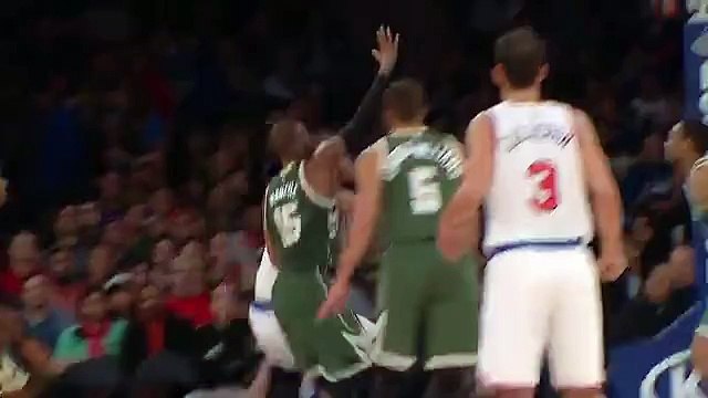 Kristaps Porzingis Flies in for the Nasty Putback Slam (News World)