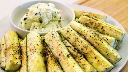 Enjoy Your New Year's Diet With Our Parmesan Zucchini Spears