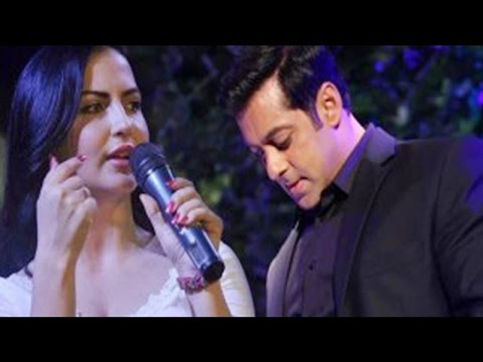 Elli Avram INSULTS Salman Khan - BIGG BOSS 9 Isn't Interesting