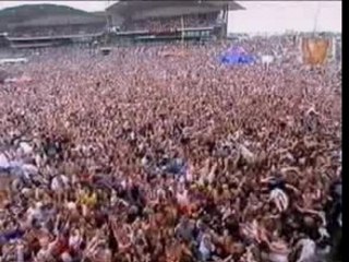 Blink182 - Dammit (Live At Sydney Big Day Out 2000)