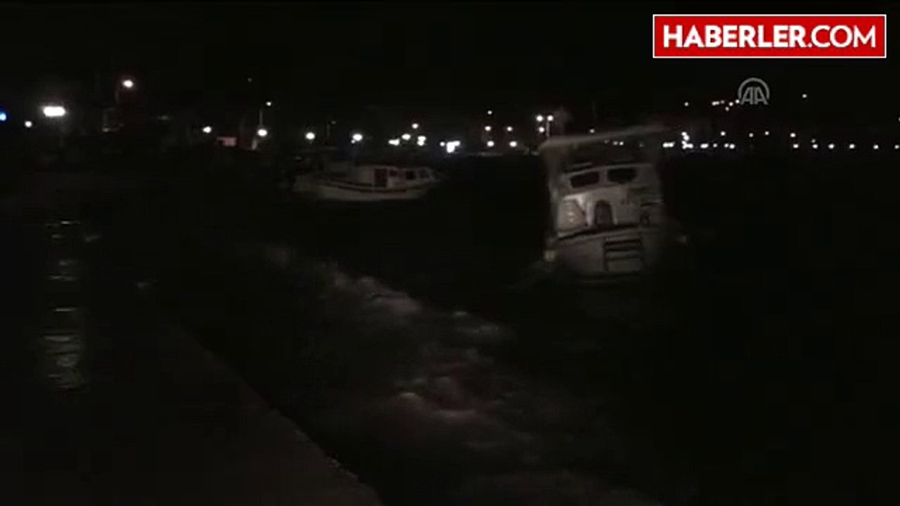 Ayvalık'ta Şiddetli Lodos