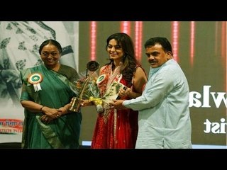 Juhi Chawla To Get Indira Gandhi Award 2015