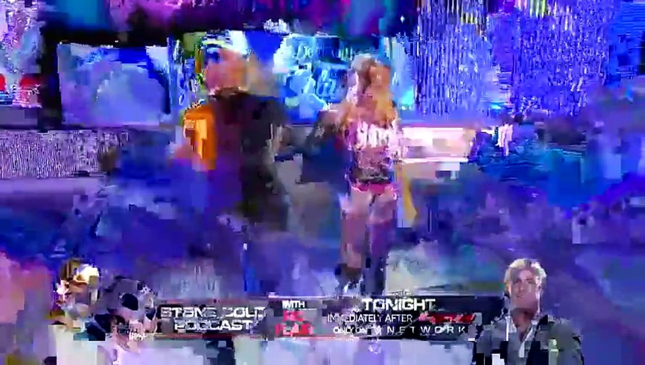 Becky Lynch Attacks Charlotte