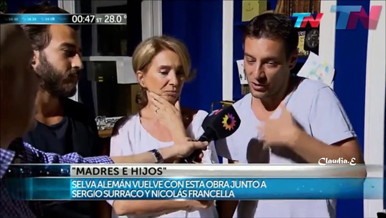 Javier Fabracci en el reestreno de Madres e Hijos Selva Alemán Sergio Surraco y Nicolás Francella