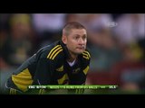 Cricket Video: Runner Confuses Australian Fielders. Extra Runner Funny Scene.. Australian Fielders get Confused Easily