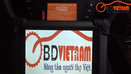 Chẩn đoán Hyundai Genesis bằng máy đọc lỗi đa năng Autel Maxisys MS90P