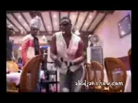 Coupé decalé douk saga - heros national