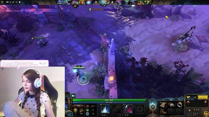 КАРИНА СТРИМЕРША ИСПУГАЛАСЬ ЖУКА