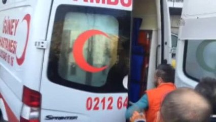 Sultanahmet'te Patlama - Yaralılar Hastaneye Sevk Ediliyor (1)