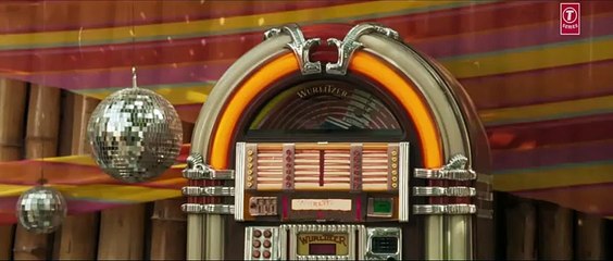 Te Amo_ Dum Maaro Dum _ Classic Hit Videos