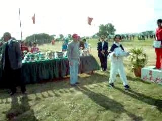 Bernoussi athletisme cross hay hassani  vainqueur :khadija N