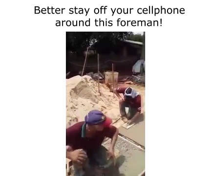 Ne jamais téléphoner devant son patron en plein boulot