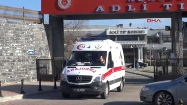 Sultanahmet'teki Canlı Bomba Saldırısında Ölenlerin Cenazeleri Adli Tıp Kurumu'na Getirildi