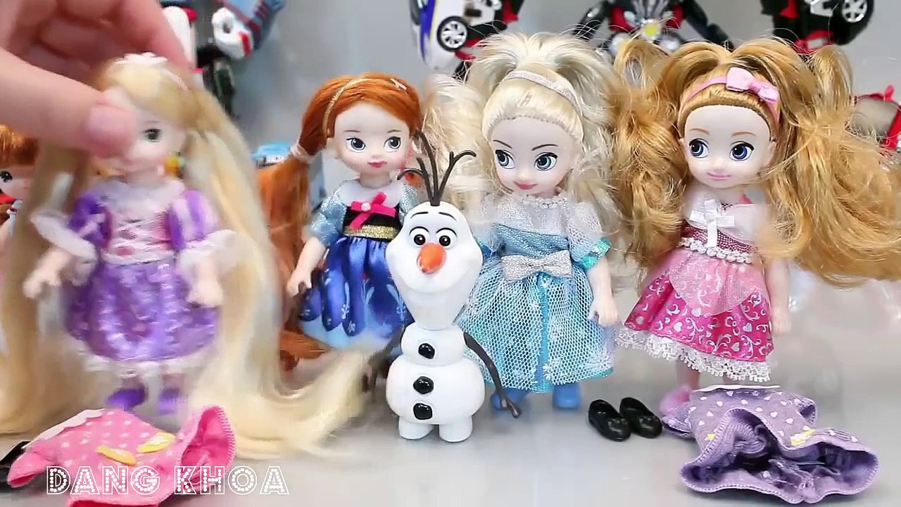 Mở hộp bộ đồ chơi búp bê có nhiều búp bê dễ thương cho bé chơi trò chơi